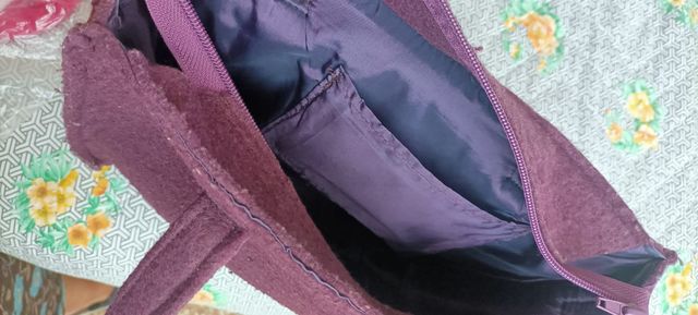 Borsa viola in lana cotta