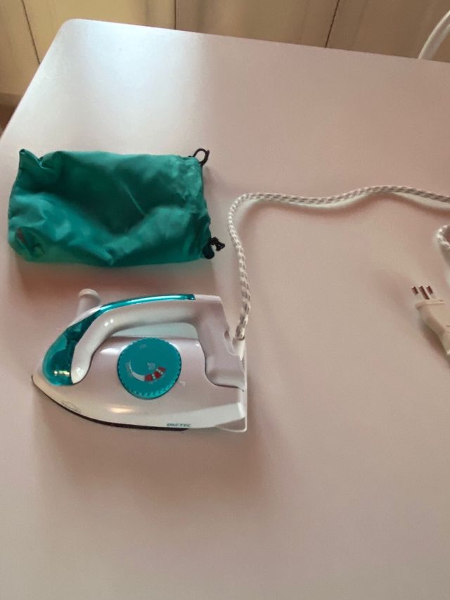 Ferro da stiro da viaggio