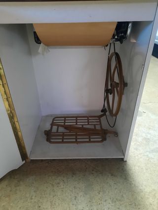 Máquina de coser antigua