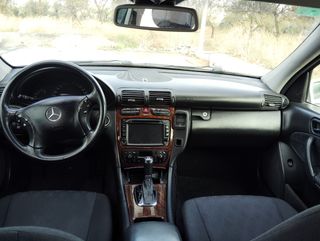 Mercedes-Benz Clase C 2003