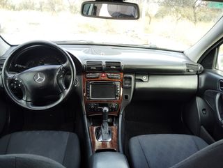 Mercedes-Benz Clase C 2003