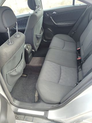 Mercedes-Benz Clase C 2003
