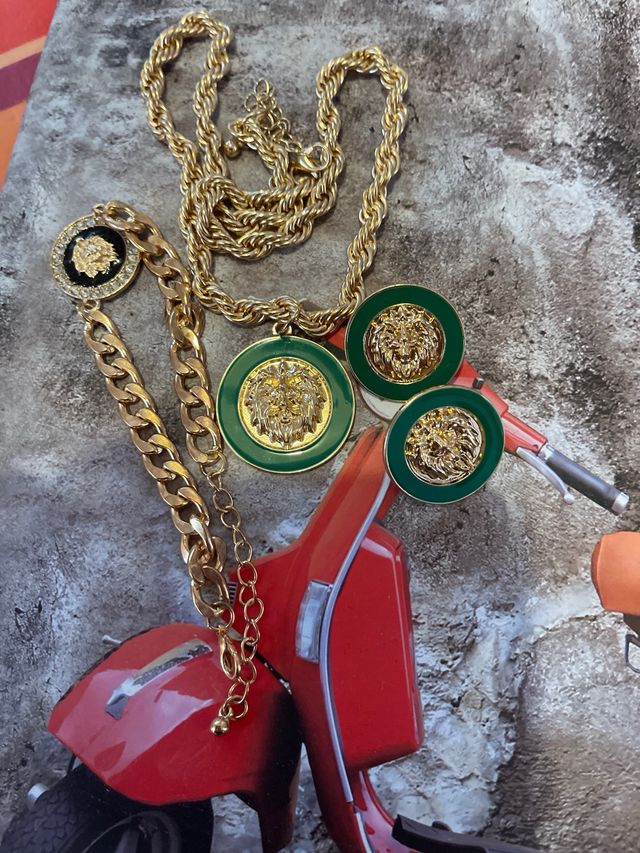 Conjunto Collar +pendientes +pulsera