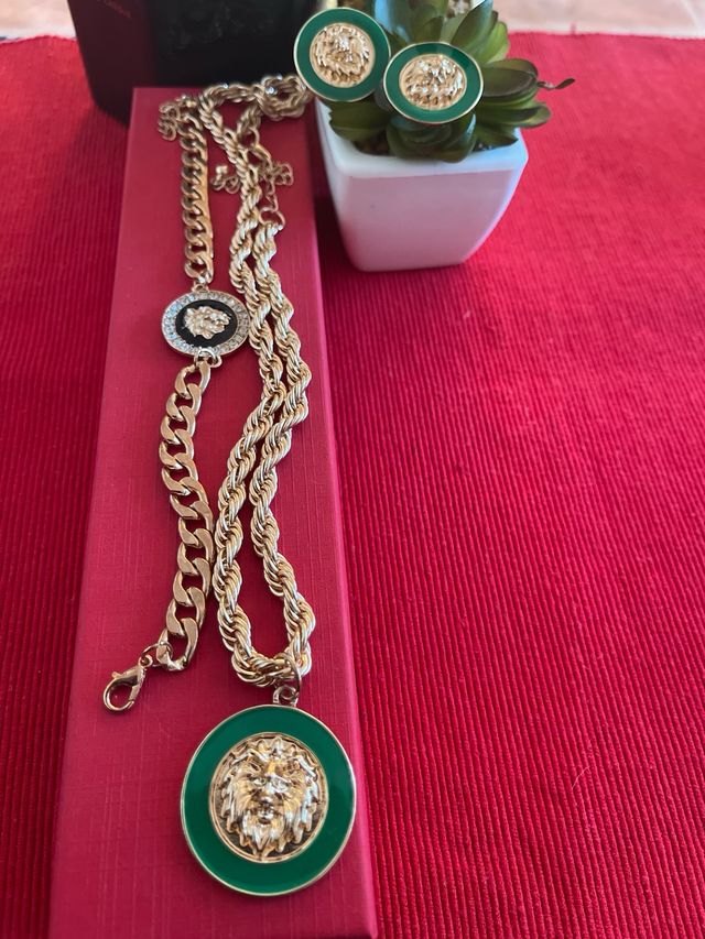 Conjunto Collar +pendientes +pulsera