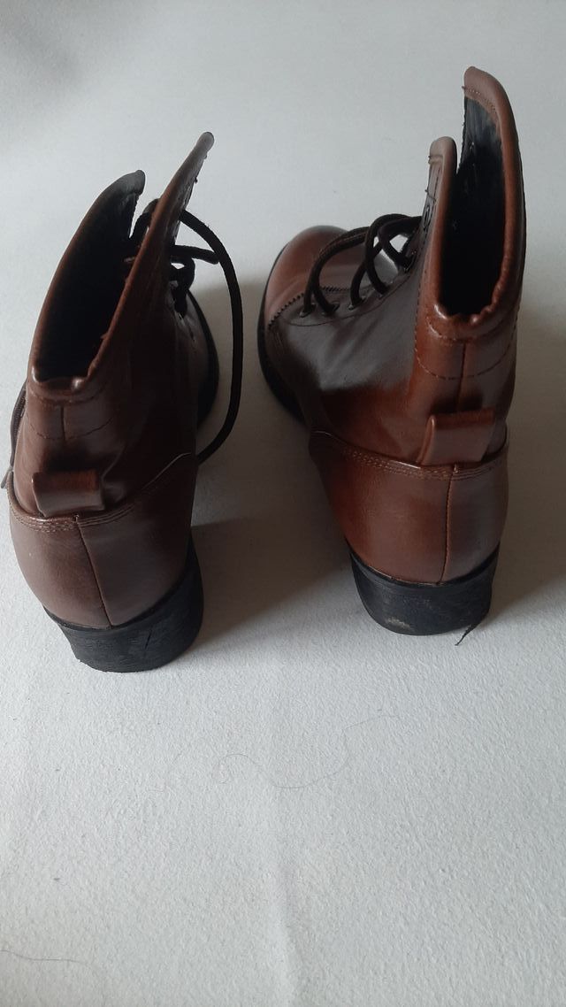 Botas Marrones de Chica en buenas condiciones 38