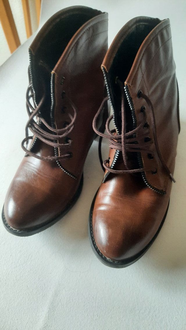 Botas Marrones de Chica en buenas condiciones 38