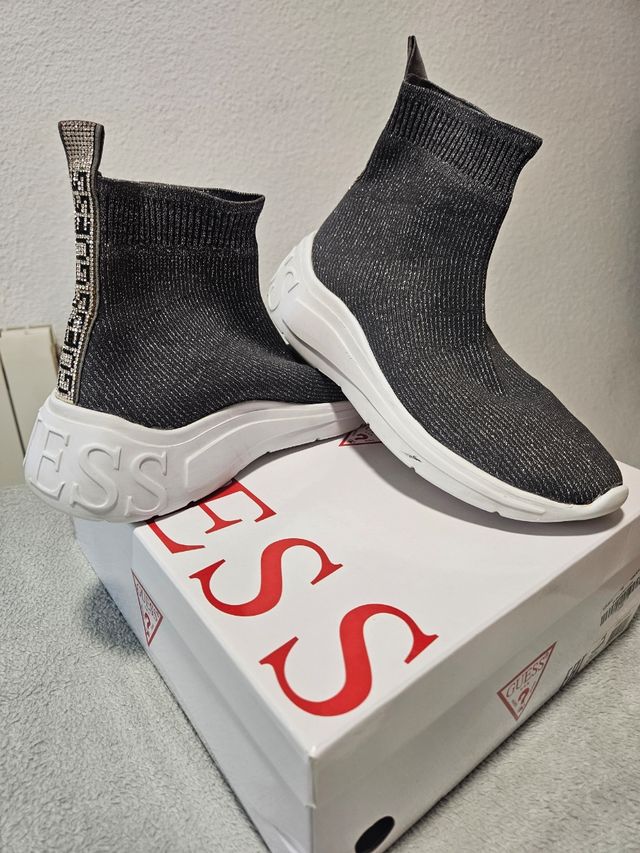 Zapatillas Guess talla 40