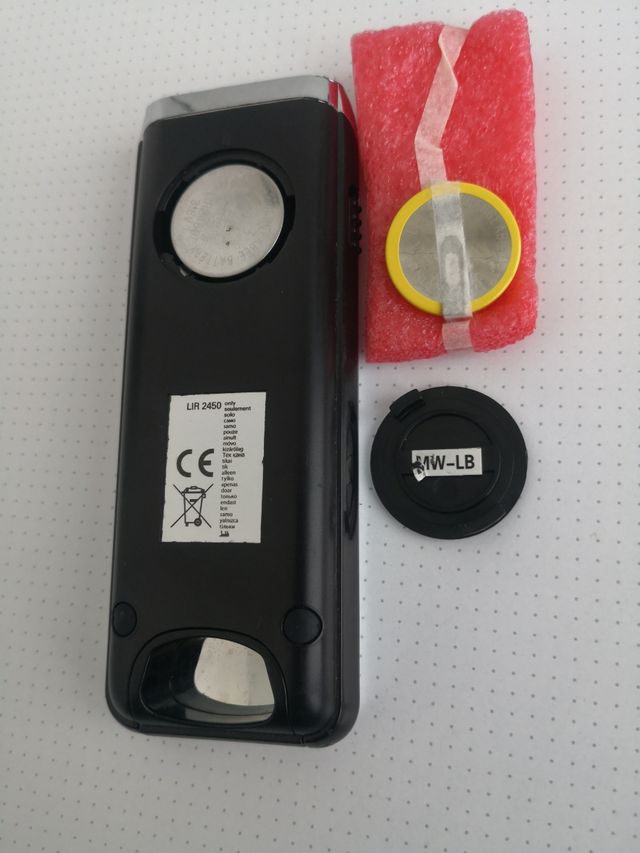 Linterna solar Varta