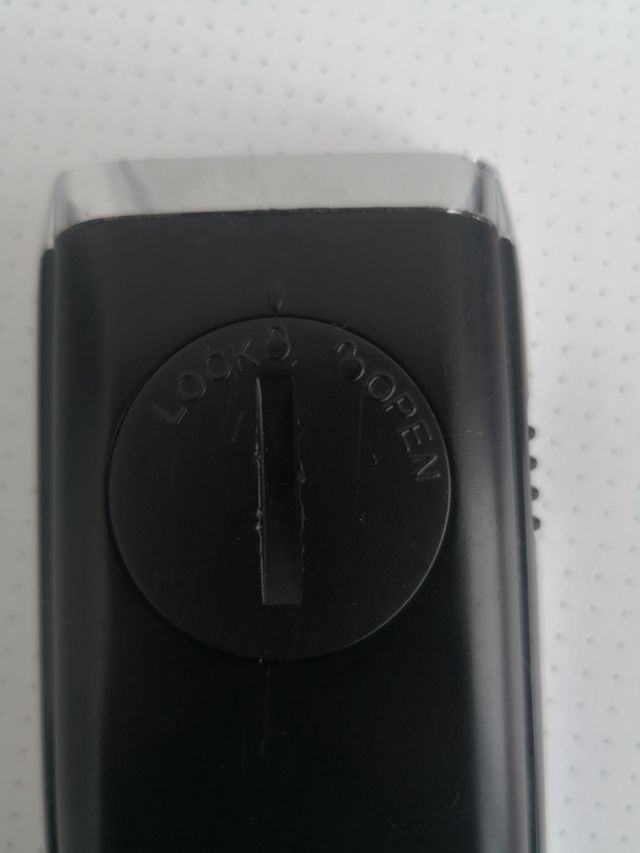 Linterna solar Varta