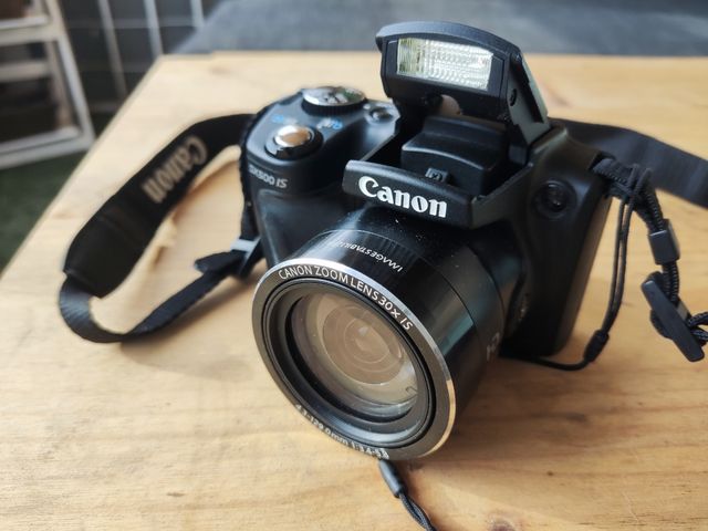 Cámara canon compacta