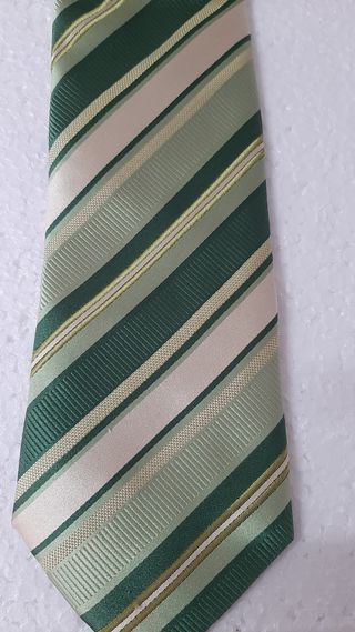 Corbata rayas verde 
