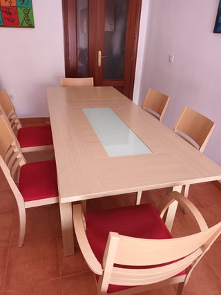 Mesa de salón extensible y 6 sillas