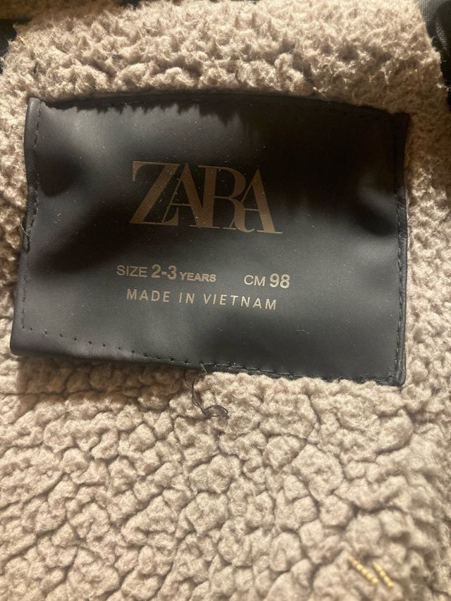 Abrigo niño Zara