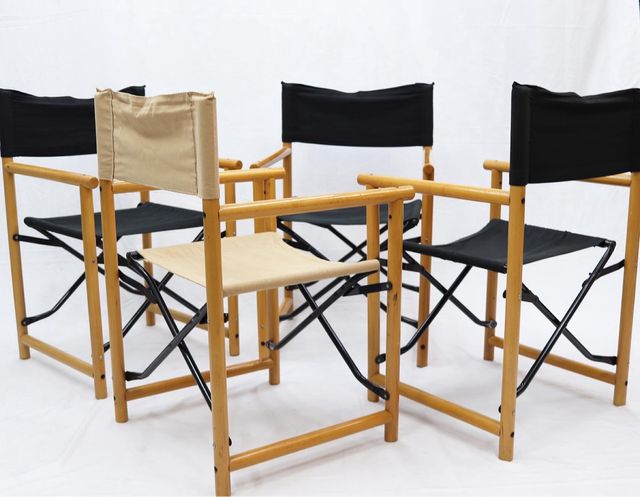 Sillas plegables en madera de haya de Giner