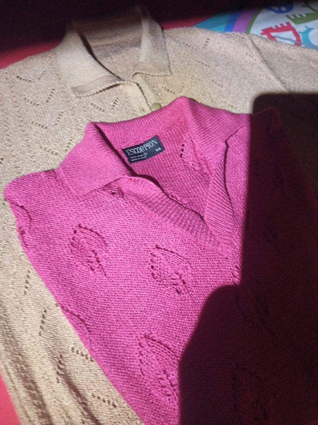 Sueter, marca escorpión