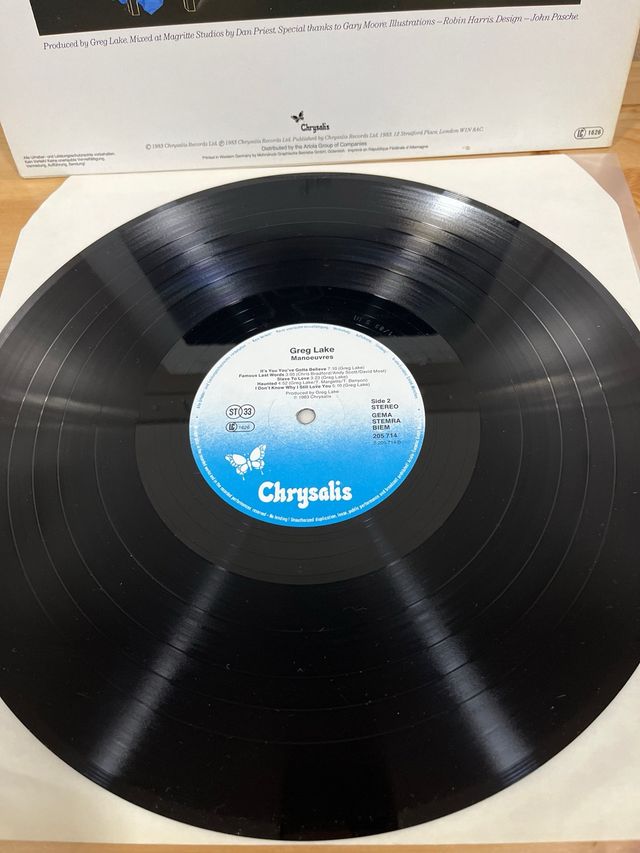 LP VINILO GREG LAKE “MANOEUVRES”