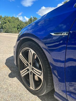 Volkswagen Golf 2016 variant R