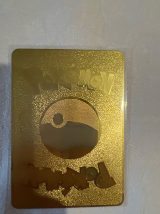 Carta pokemon charizard vmax dorado