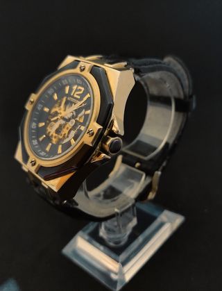 Reloj elegante Attitude Automatic