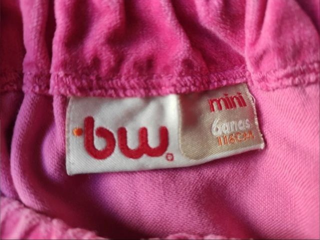 Falda niña rosa. Talla 6