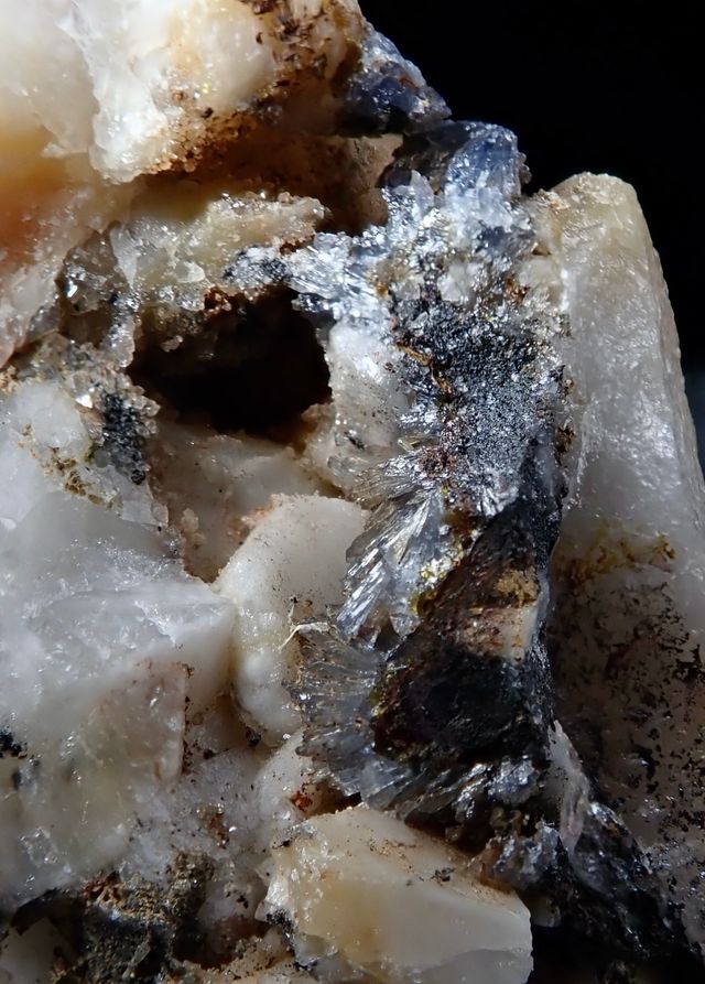 Mineral. Escorodita