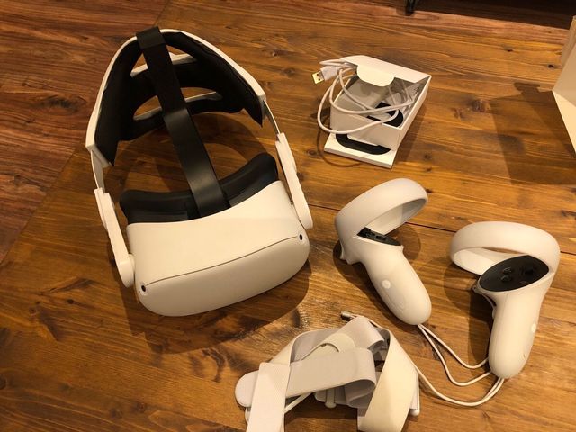 Oculus quest 2 con accesorios