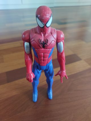 Figura Marvel Titan Hero