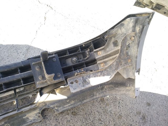 Paragolpes delantero SsangYong Musso I