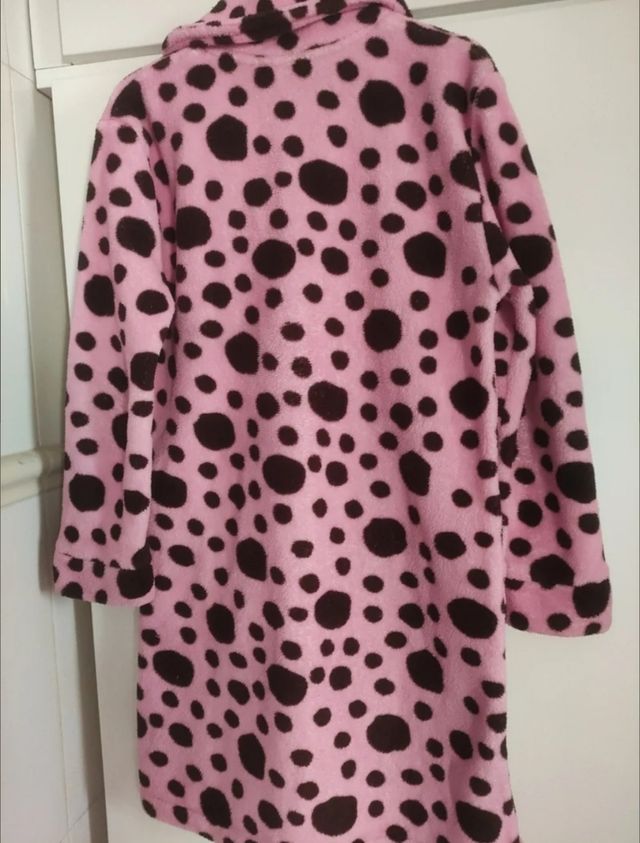 Bata niña manchitas. Talla 10