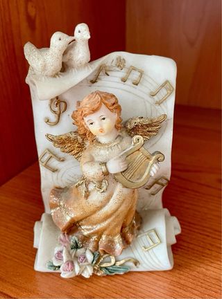 Pergamena con Angelo nuova