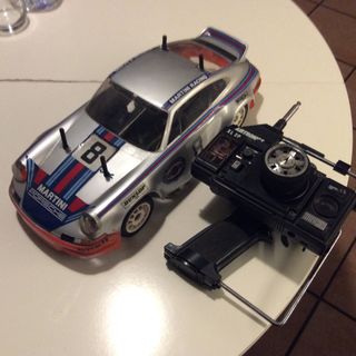Automodello elettrico tamiya