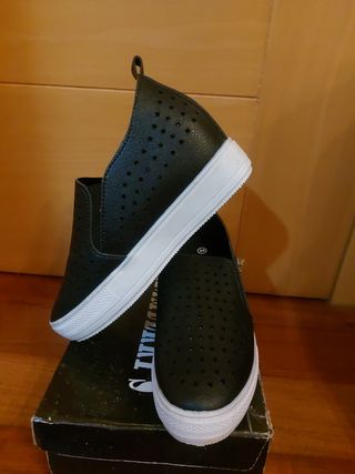 Zapato cuña elegante número 36