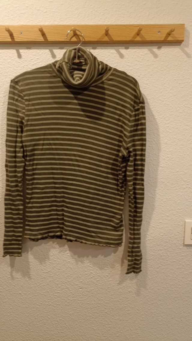 Camiseta cuello alto Renatta&Go