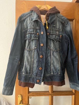 Cazadora vaquera sudadera