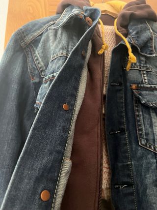 Cazadora vaquera sudadera