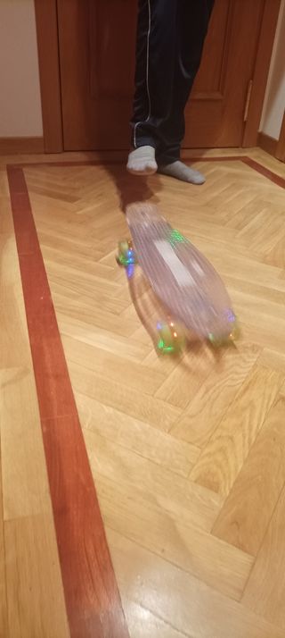 Monopatín con luces