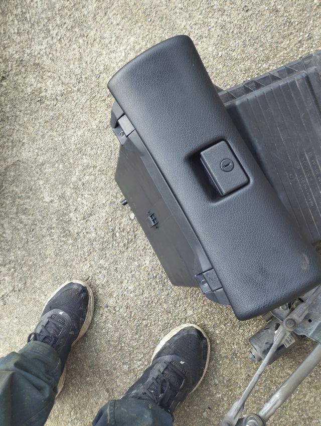 Guantera Astra gsi con a/c