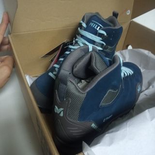 Botas de montaña Millet SIN ESTRENAR