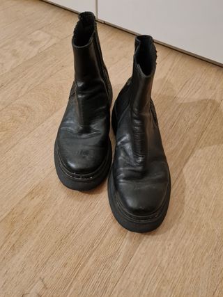 Stivaletti vero cuoio nero