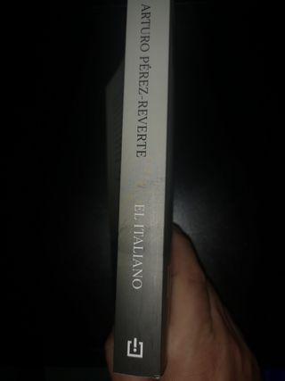 Libro el italiano versión bolsillo.