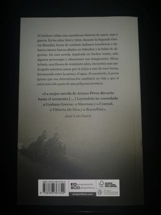 Libro el italiano versión bolsillo.