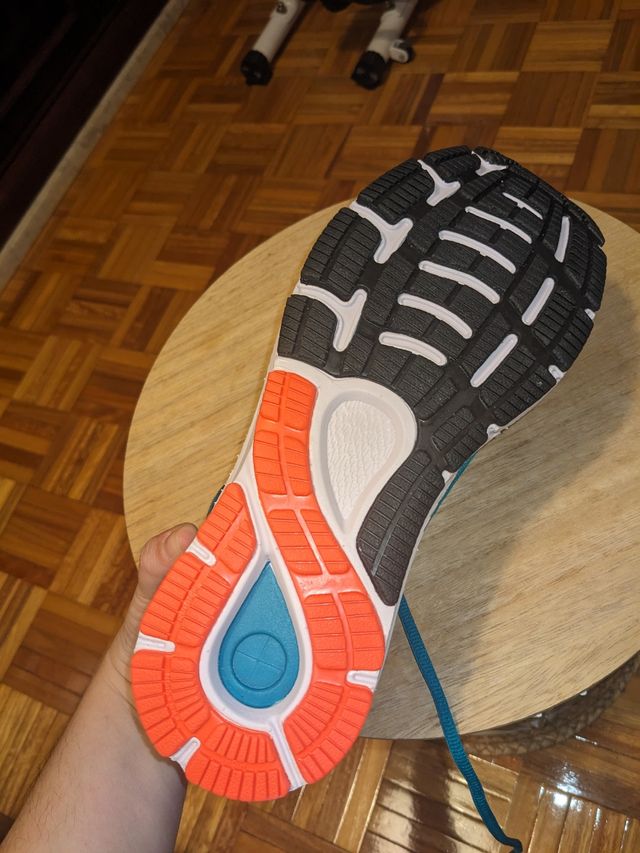 Deportivas running Under Armour