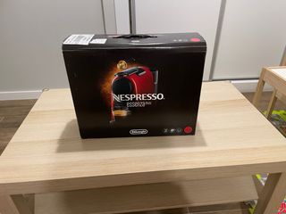 Cafetera Nespresso Essenza Mini