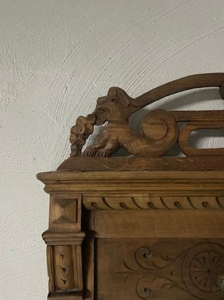 Aparador con perchero, espejo y paragüero