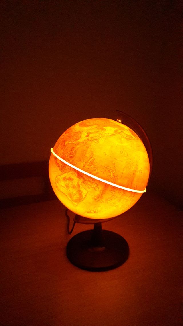 LAMPARA INFANTIL, GLOBO TERRESTRE