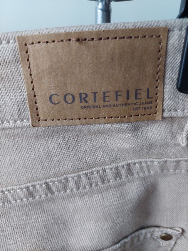 Pantalon beige mujer