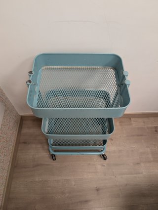 Carro con ruedas verde de Ikea