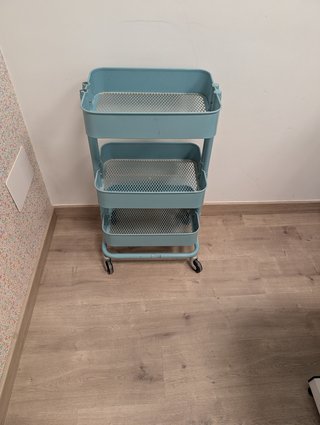 Carro con ruedas verde de Ikea
