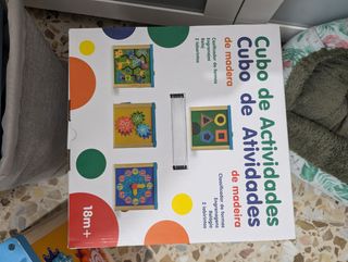 Cubo actividades para bebes.