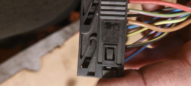 Cableado botones asiento electrico copiloto BMW